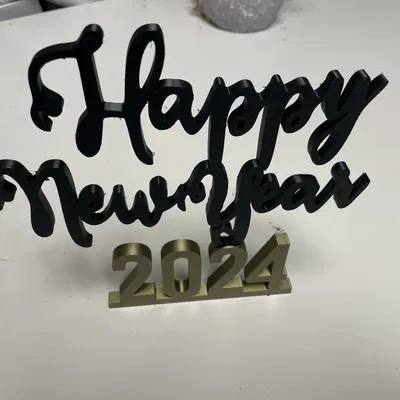 Cúp Trang Trí Bàn Mừng Năm Mới 2024