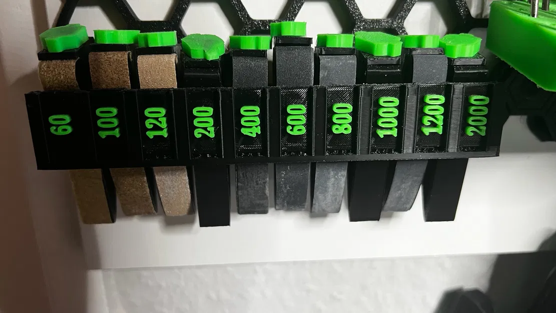 Hộp Đựng Dụng Cụ Chà Nhám Kiểu Honeycomb - Image 1