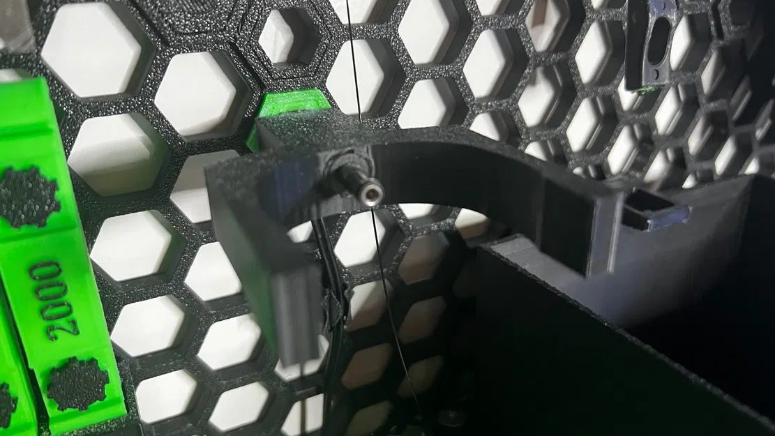 Đế Sạc Honeycomb Cho Máy Khoan Parkside PFBS 12 B2 - Image 3