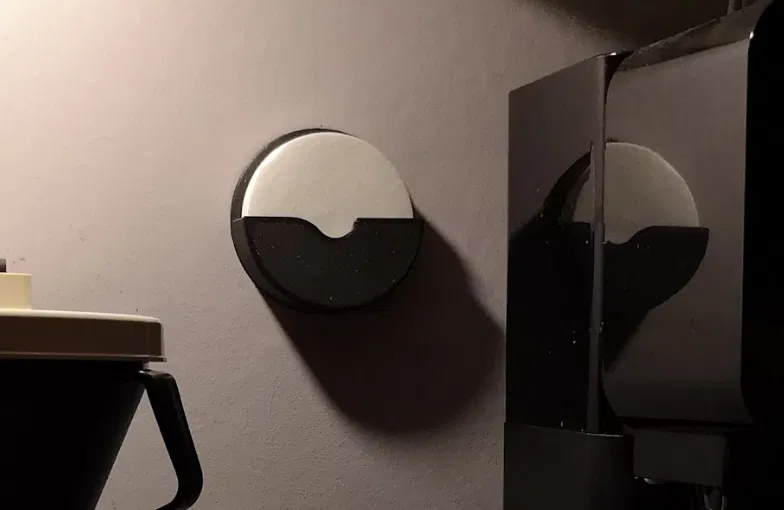 Giá đỡ lọc Aeropress gắn tường - Image 1