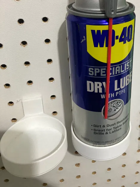 Kệ Peglock của Sy cho bình WD-40 - Image 1