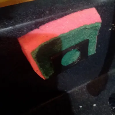 Chân đế giữ miếng bọt biển tròn cho lỗ thoát bồn rửa