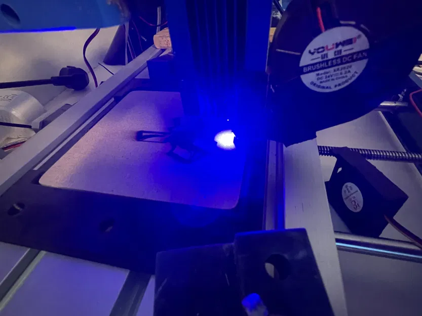 Giá đỡ quạt 5015 cho máy khắc laser - Image 1