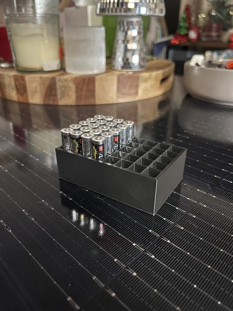 Hộp Đựng 40 Pin AAA Vuông - Image 1