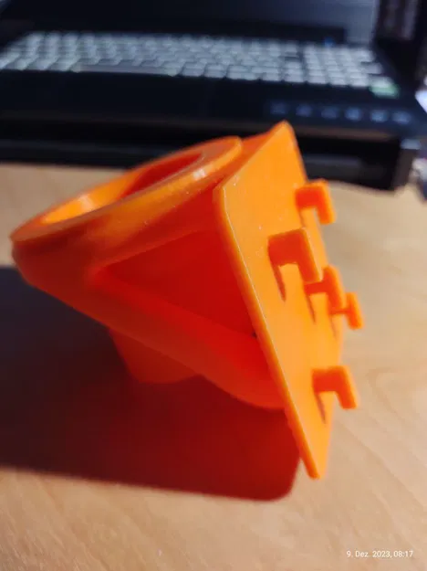 Giá đỡ máy khoan pin cho hệ thống pegboard Skadis của Ikea - Image 1