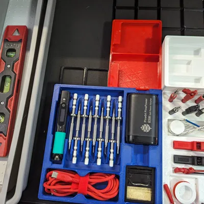 Hộp đựng Pinecil hỗ trợ Gridfinity