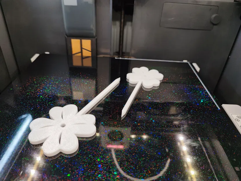 Que cỏ 3 lá / Kleeblatt - Image 2