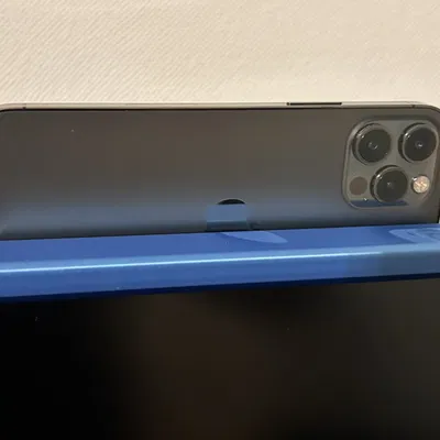 Kẹp Điện Thoại Cho Màn Hình Cong Dùng Với Continuity Camera