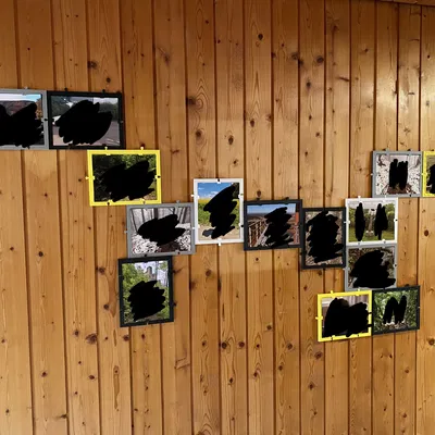 The Mosaic - Khung Ảnh Ghép Lại Được