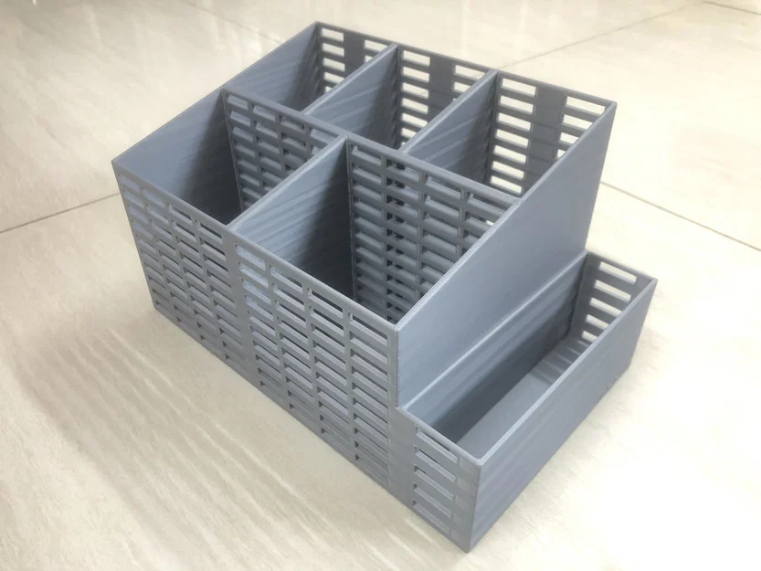 Hộp Đựng Bút - Image 1