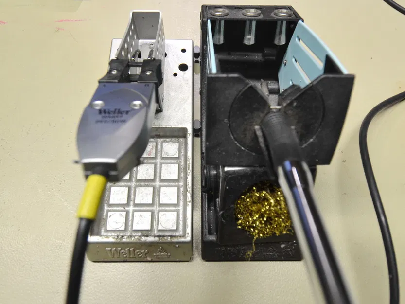 Chân đế mỏ hàn Weller - Image 3