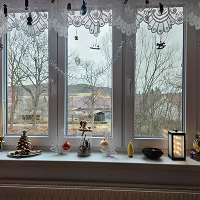 Cây Thông Noel Có Đế Trang Trí Phiên Bản 03_a và 03_b (có móc treo quả châu/trang trí Noel)