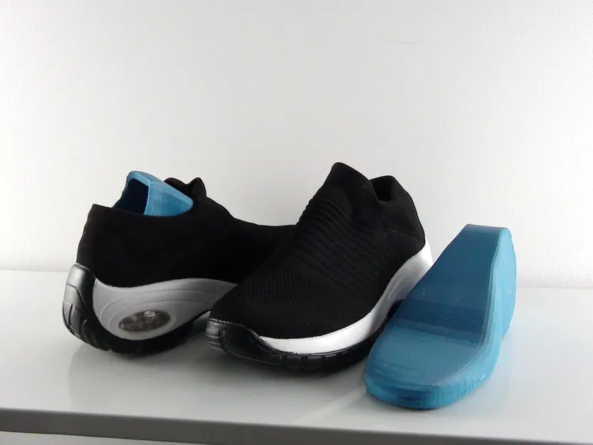 Cây Giữ Dáng Giày - Image 3