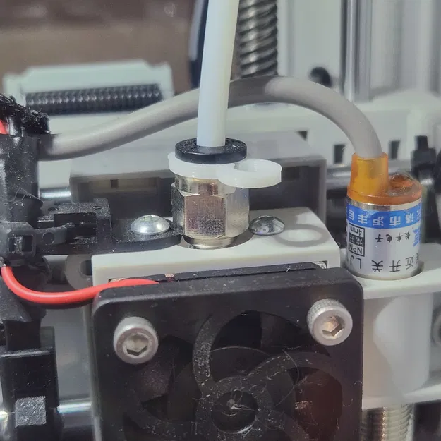 Kẹp Ống Bowden cho Weedo Tina2, dễ uốn cong - Image 1