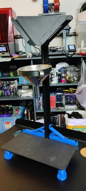 Khay Hứng Nhựa Saturn 8K / 3 Vat Có Đế - Image 1