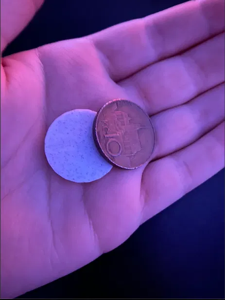 Tiền 10 Koruna Bản Sao Hoàn Hảo - Image 1