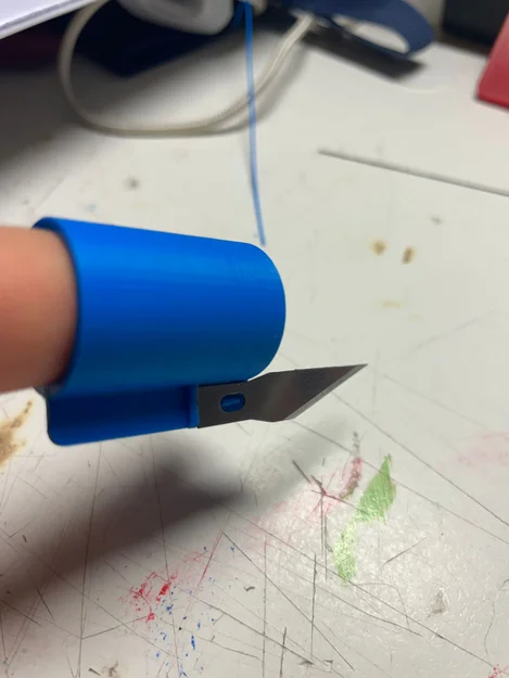 Giá Đỡ Dao Mổ Mini Gắn Ngón Tay - Image 1