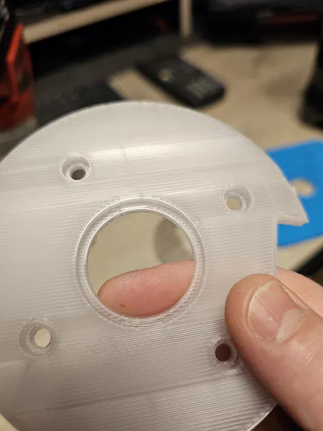 Tấm dẫn hướng cho máy bào cầm tay Milwaukee (FTR8) - Image 1