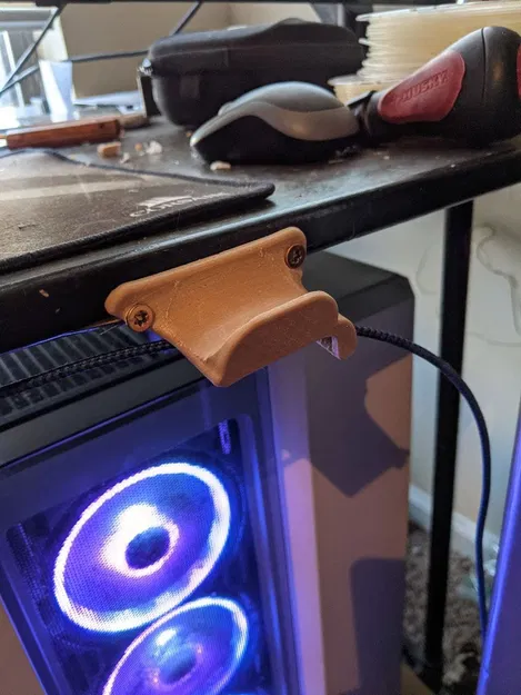 Giá Đỡ Tai Nghe Không Dây V2 Có Khe Cắm Dây Nguồn - Image 4