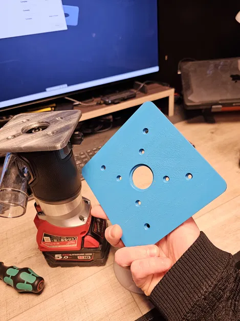 Tấm dẫn hướng cho máy bào cầm tay Milwaukee (FTR8) - Image 2