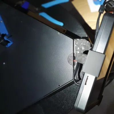 Giá đỡ Pad FLSUN V400 gắn trên thanh profile khung máy