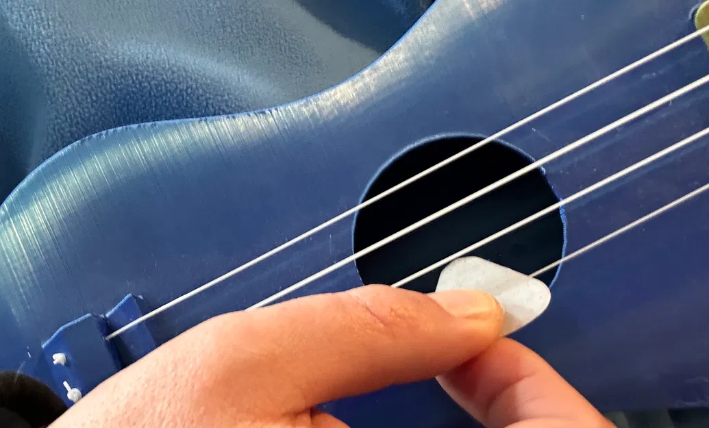 Pick Đàn Guitar In Chữ Cái Theo Tên - Image 2