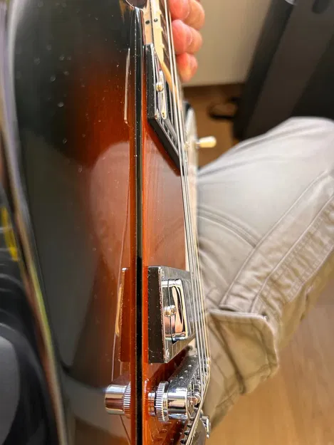 Giá đỡ khung Humbucker Firebird Gibson - Image 1