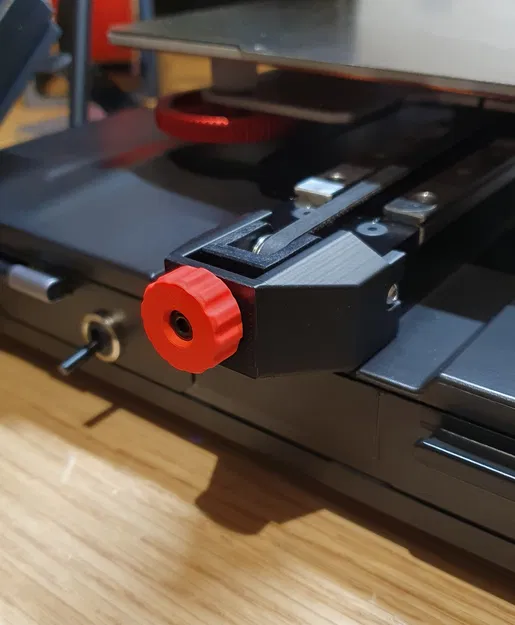 VÍT CHỈNH DÂY CUROA CHO ENDER 3, S1, S1 PRO - Image 1