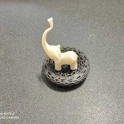 Đế Giữ Nhẫn Kiểu Voronoi / Low Poly