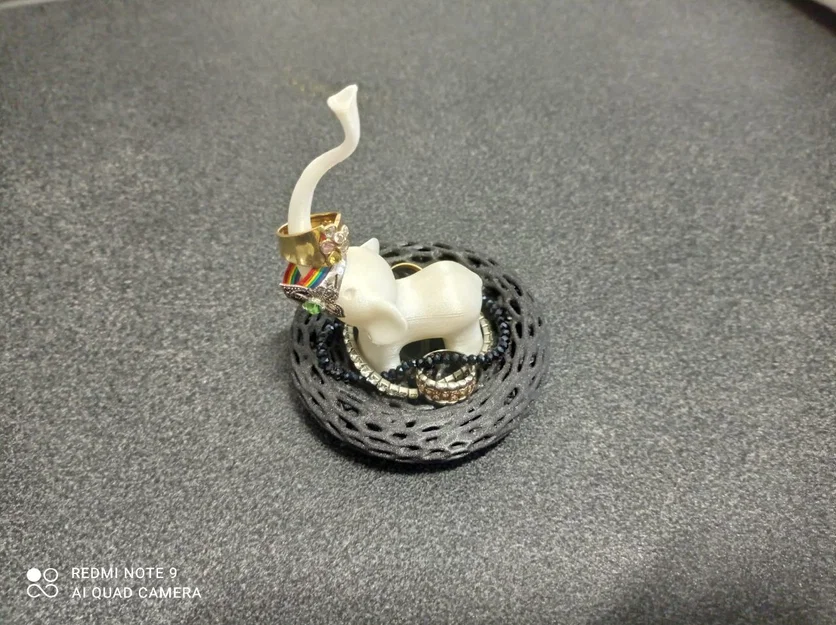 Đế Giữ Nhẫn Kiểu Voronoi / Low Poly - Image 5