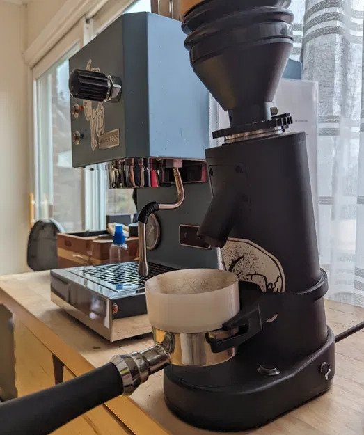 Đế Giữ Portafilter 58mm Cho Máy Xay Turin SD 40 - Image 1