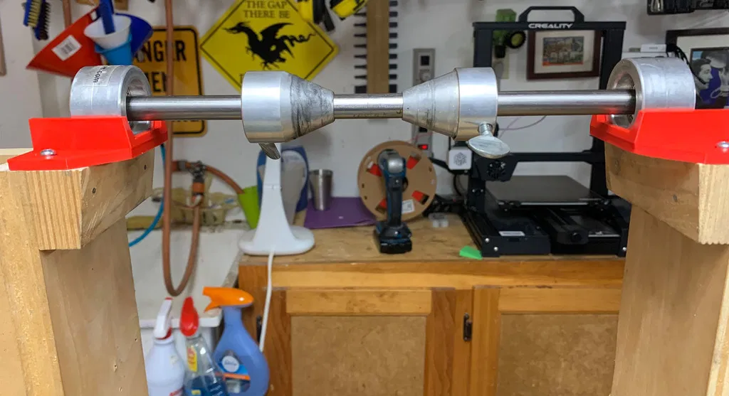 Kẹp Gắn Bộ Cân Mâm Xe Marc Parnes - Image 1