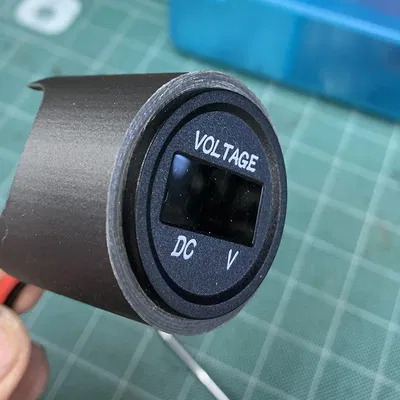 Vỏ Gắn Đồng Hồ Volt Cho Xe Máy