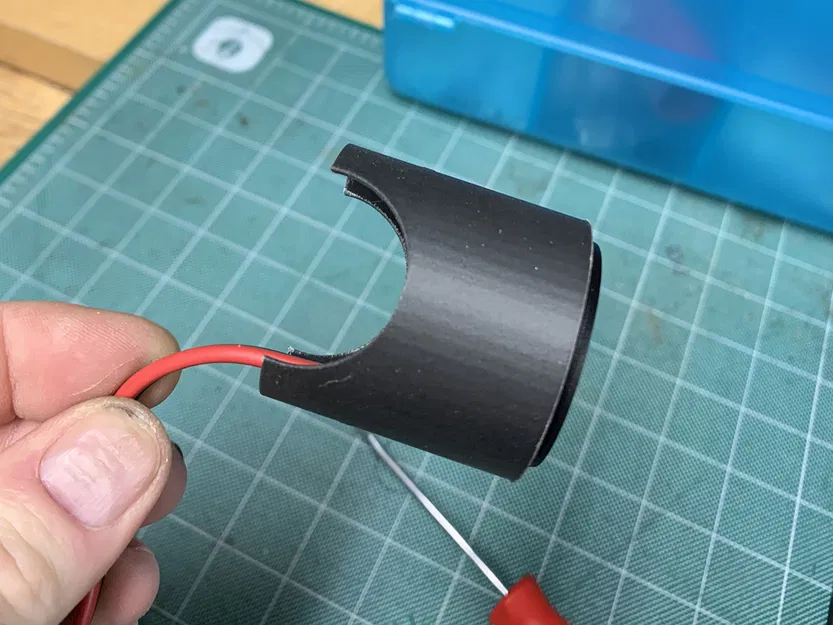 Vỏ Gắn Đồng Hồ Volt Cho Xe Máy - Image 6