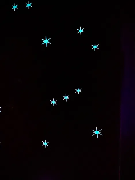 Ngôi Sao James Webb (Phát Sáng Trong Tối) - Image 1