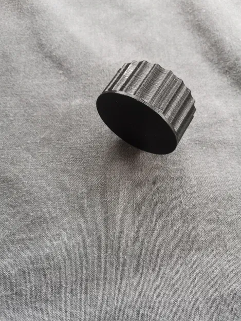 Chốt Khóa Cho Nhà Đựng Rác - Image 2