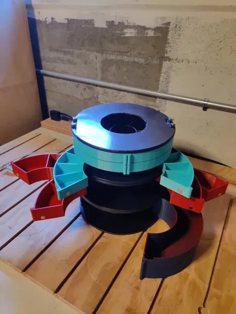 Hộp Đựng Đồ Câu Tái Chế Từ Cuộn Dây - Image 1