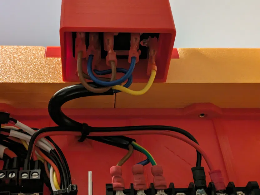 Giá đỡ ổ cắm điện C14 cho The 100 - Image 2