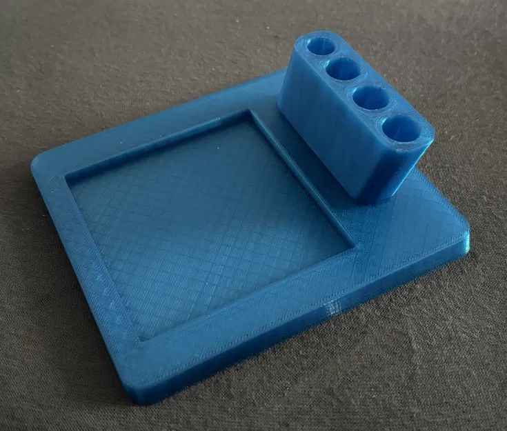 Kệ Đựng Bút Kèm Ngăn Để Giấy Post-It (Bản Trái & Phải) - Image 1