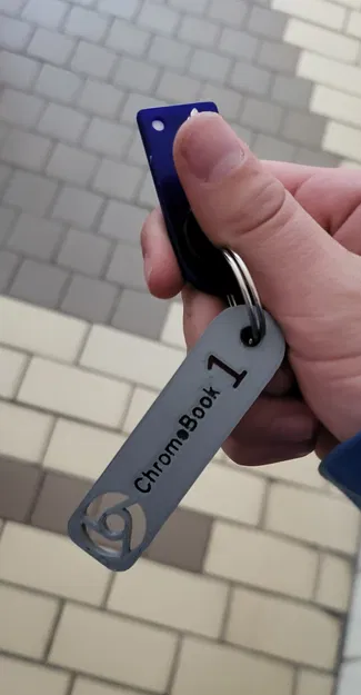 Móc Khóa Hộp Chromebook - Image 1