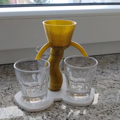 Hộp Rót Bia Ba Người