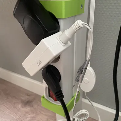 Giá đỡ pas sạc Ikea Koppla cho chân bàn Ikea Lack