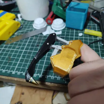 Móng Vuốt Co Ngót