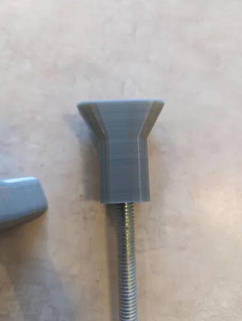 Phần nối dài bu-lông chân đế cây thông Noel thật - Image 1