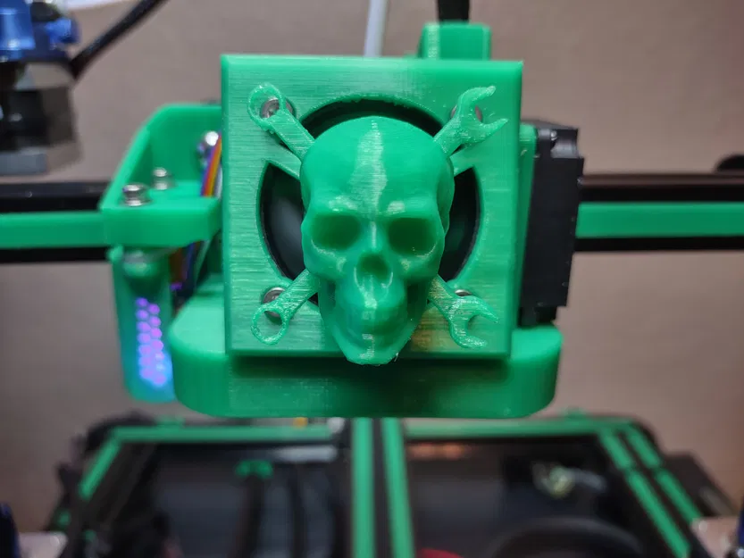 Chụp Quạt Đầu Lâu & Cờ Lê Bắt Chéo cho Ống Dẫn Quạt Satsana 40mm - Image 1