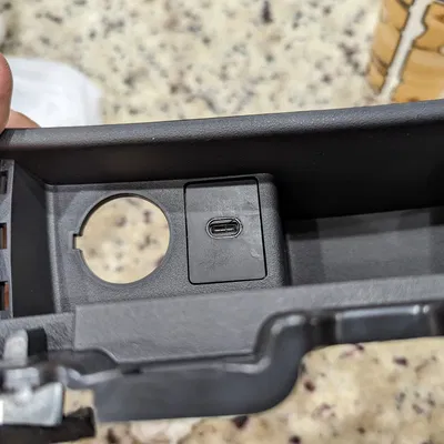 Giá đỡ USB-C cho xe NC Miata