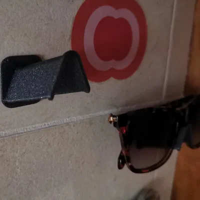 Giá Đỡ Kính Mắt Dán Tường