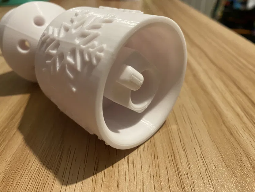 Bánh Giáng sinh Cổ điển, Vừa dùng vừa "Bụp" Thật! - Image 11