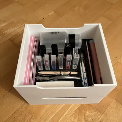 Hộp Đựng Sơn Móng Tay