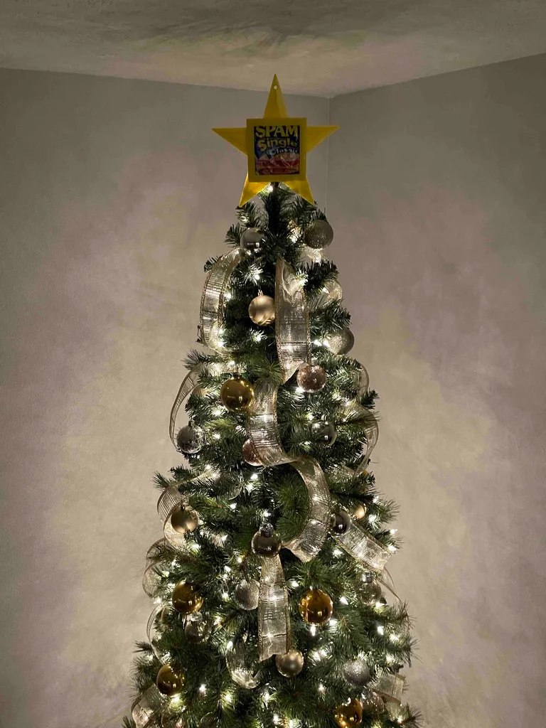 Ngôi Sao Cây Thông Noel SPAM 1